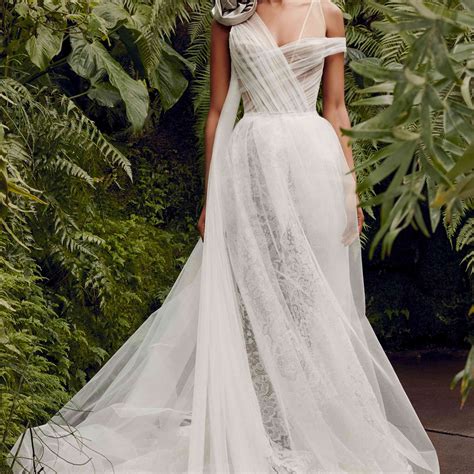 Vera Wang Wedding Dresses by Season