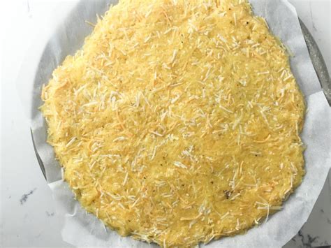 Spaghetti Squash Pizza Crust - MINCE REPUBLIC