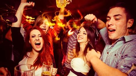 Iceland Nightlife: 10 Best Iceland Bars | Bookmundi