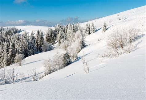 Premium Photo | Winter mountain snowy landscape