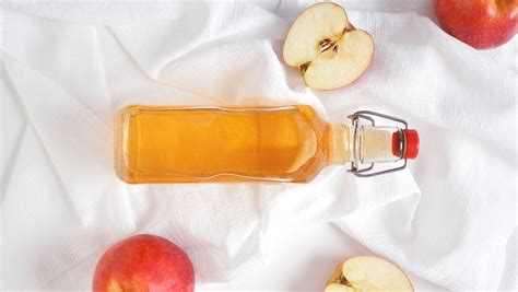 6 Benefits of an Apple Cider Vinegar Bath—Plus How to Take One