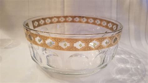 Vintage Arcoroc France Valencia Serving Bowl Gold and Green - Etsy