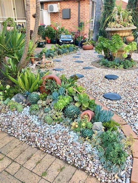 50 Affordable Rock Garden Landscaping Ideas in 2020 | Rock garden design, Succulent landscape ...