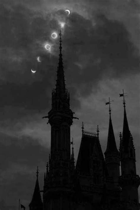 Moonlit castle | Dark green aesthetic, Hogwarts aesthetic, Gothic aesthetic