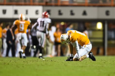 Positional Grades: Tennessee vs. No. 3 Georgia - Sports Illustrated ...