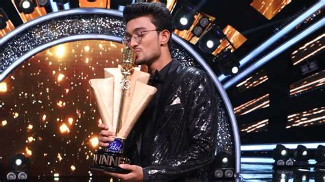 Indian Idol 13 winner Rishi Singh gets ₹25 lakh cash prize, takes home a car - Hindustan Times