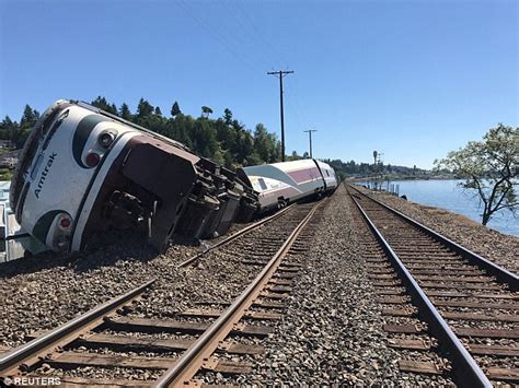 Amtrak train derails in Washington, no one is injured | Daily Mail Online