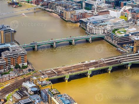 HDR Aerial view of London 7454891 Stock Photo at Vecteezy