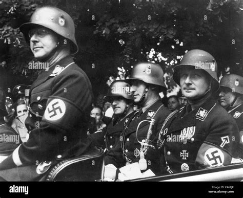 Heinrich himmler and karl wolff immagini e fotografie stock ad alta risoluzione - Alamy