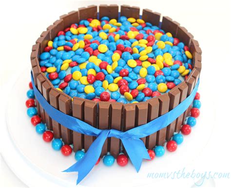 Kit Kat Birthday Cake - the boys version