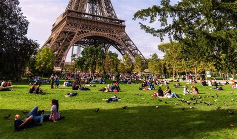 Summer in Paris: Weather and Event Guide