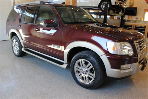 2006 Ford Explorer Eddie Bauer - Biscayne Auto Sales | Pre-owned Dealership | Ontario, NY