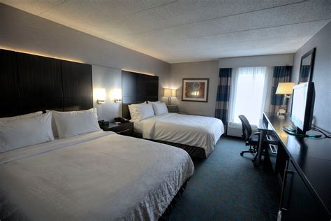 HOLIDAY INN EXPRESS JANESVILLE-I-90 & US HWY 14, AN IHG HOTEL $106 ($̶1̶5̶0̶) - Updated 2023 ...