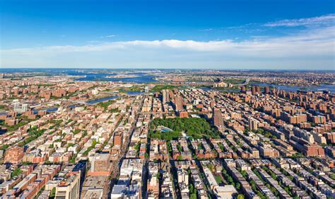 5 Best Neighborhoods in The Bronx for Families in 2024 | Extra Space ...