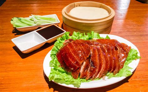 Jingzun Peking Duck Restaurant: Best cheap roast duck in Beijing, China