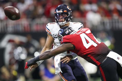 Falcons release depth chart for Week 17 game vs. Bears - Yahoo Sports