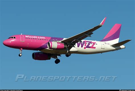 HA-LWZ Wizz Air Airbus A320-232(WL) Photo by Menyhért Kristóf Bence | ID 1055483 | Planespotters.net