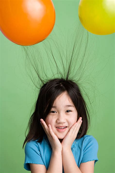 Static Electricity Diagram For Kids What Are Some Examples O