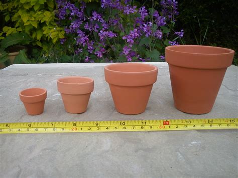 Plant Pots - 2.5cm to 11cm diameter - Terracotta World