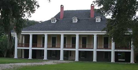 Destrehan Plantation – Haunted Houses