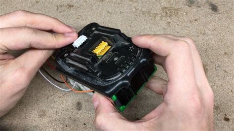 DIY: Repair Makita BL1830 Battery by Making One Good From Two Bad : 8 Steps (with Pictures ...