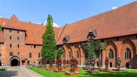 5-five-5: The Malbork Castle (Malbork - Poland).