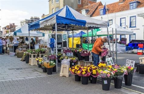 Lymington's Saturday Charter Market