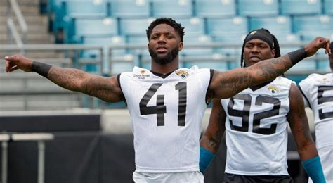 Jaguars' Josh Allen attends mandatory minicamp, vows to 'grow as a player'