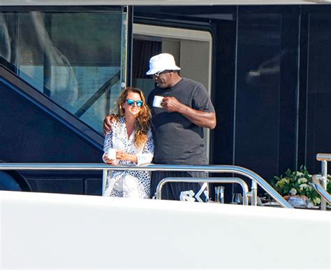 Michael Jordan & Wife Yvette Prieto Enjoy St. Tropez Vacation ...