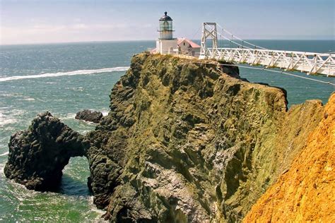 Point Bonita Lighthouse: San Francisco Attractions Review - 10Best ...