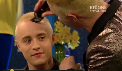 Jedward swap their iconic quiff for brand new hairstyle - Extra.ie