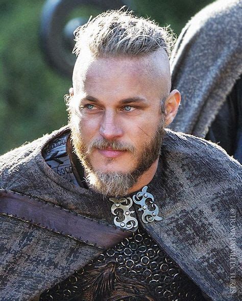 Vikings Season1 - Travis Fimmel Ragnar Lothbrok Vikings, Lagertha, Vikings Travis Fimmel, Travis ...