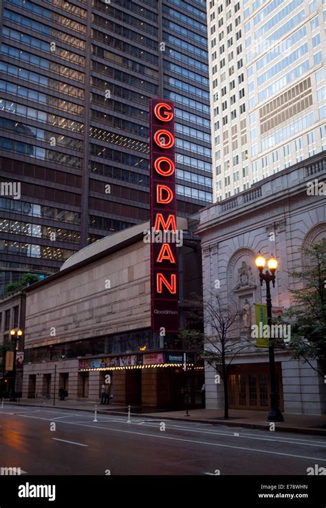 Chicago illinois goodman theatre hi-res stock photography and images - Alamy