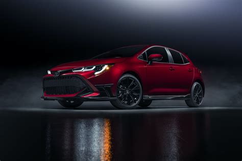 New 2021 Toyota Corolla Hatchback Special Edition sees red instead of black - My Own Auto