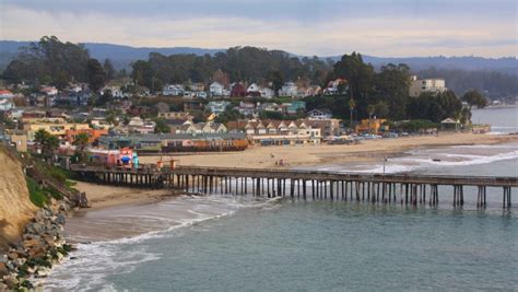 Capitola Wharf, Capitola, CA - California Beaches