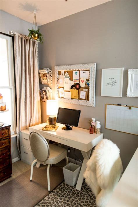 30 Beautiful Home Office Design Ideas For Small Spaces | Bedroom office space, Small bedroom ...