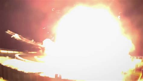 Boom! Epic SpaceX Rocket Failures in Highlight Reel - Space Showcase