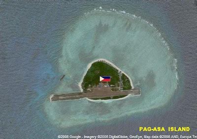 Em Esber Blog 2: Photos of Pagasa Island in the Kalayaan Islands Group ...