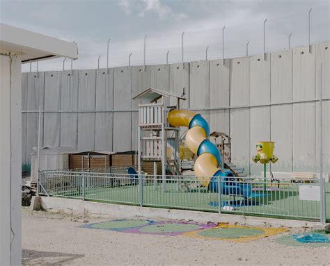 Life Along Israel’s Separation Wall | The New Yorker