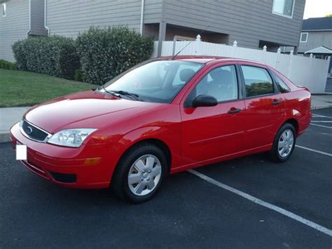 Buy used 2007 Ford Focus SE Sedan 4-Door 2.0L in Medford, Oregon, United States, for US $6,500.00