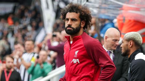 Liverpool urged to 'take' Salah money to fund £69m signing; 'pathetic' Chelsea in 'non-stop chaos'