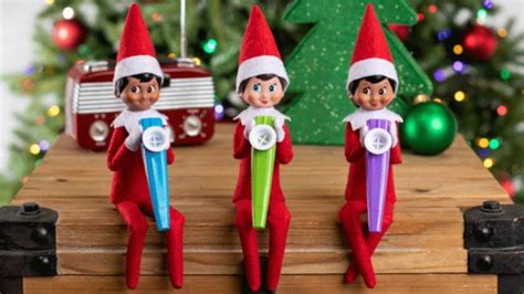 25 Elf on the Shelf ideas and accessories - Reviewed