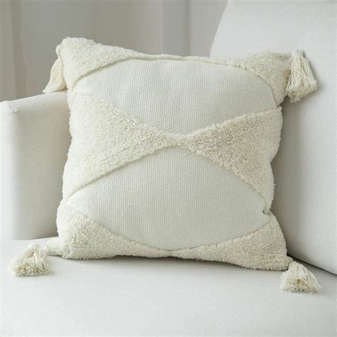 The 28 Best Home Décor Items on Amazon That Are So Chic | Who What Wear