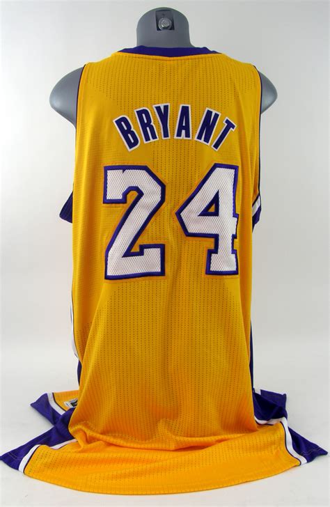 Lot Detail - 2012-13 Kobe Bryant Los Angeles Lakers Home Jersey (MEARS A5)