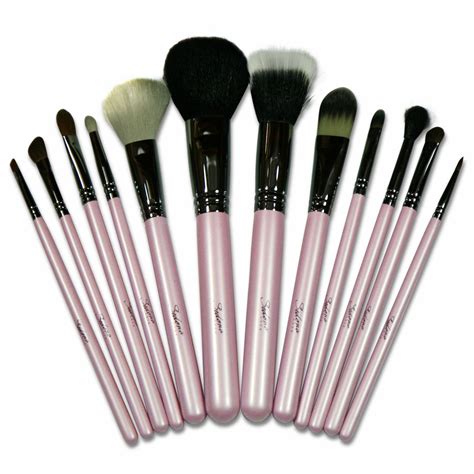 Best Makeup Choice: Good Makeup Brushes