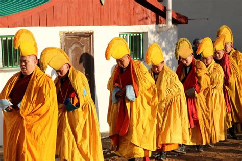 Buddhism in Mongolia - Horseback Mongolia