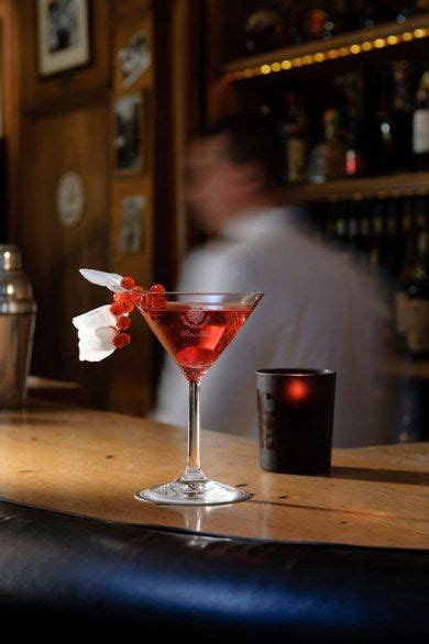 Bars in Paris: New and Classic Cocktails, Including Harry's Bar and The ...