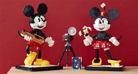 Celebrate classic Disney with LEGO 43179 Mickey Mouse & Minnie Mouse ...