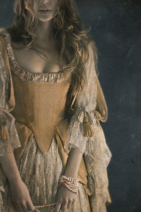 106 Best Elizabeth Swann Costume images in 2020 | Elizabeth swann ...