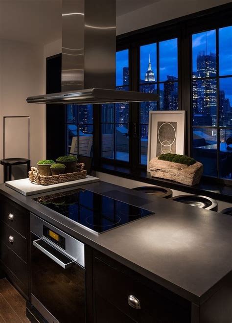 | 𝐩𝐢𝐧: @𝐝𝐨𝐛𝐫𝐢𝐢𝐧 | | New york condos, Luxury apartments interior, Sleek kitchen